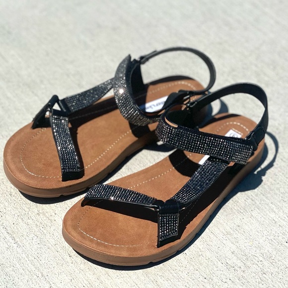 Black Velcro Ankle Strap Sandal - Picture 3 of 8